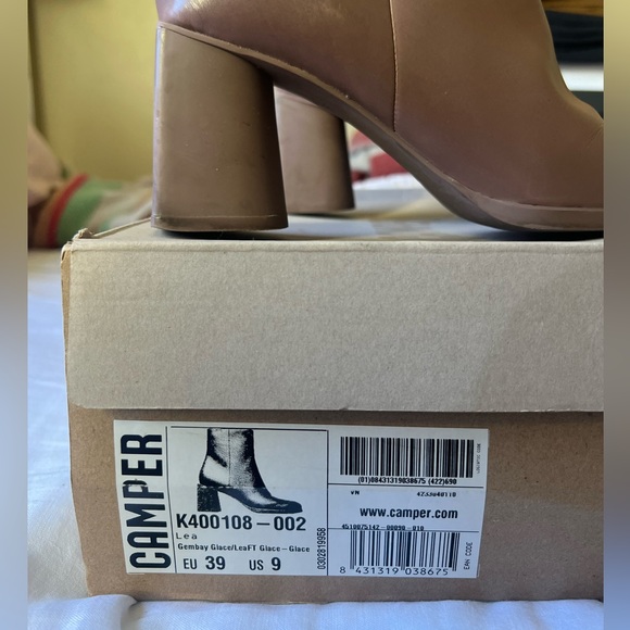 Camper Boots - Picture 5 of 5